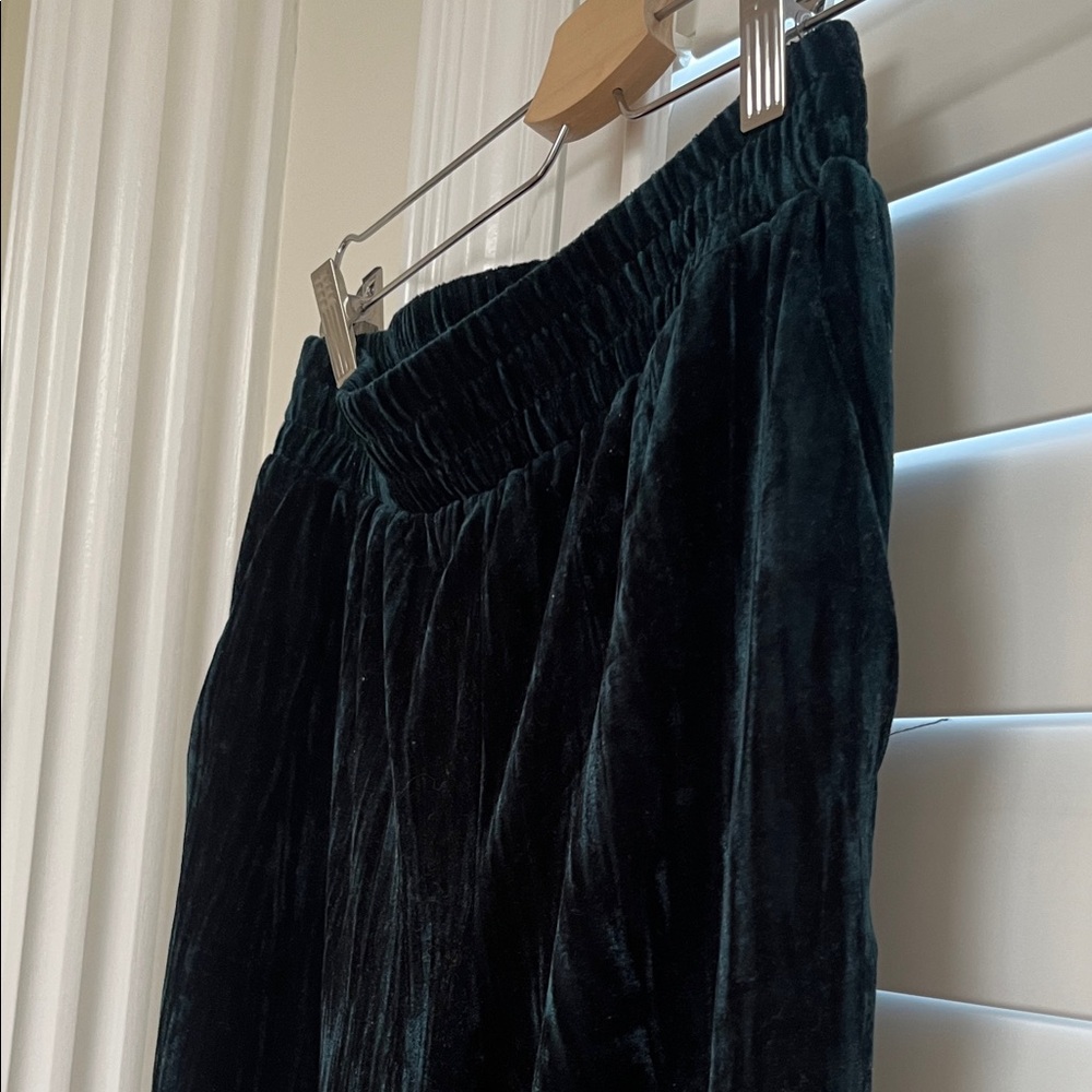 Forest Green Velvet Pants with Side Pockets